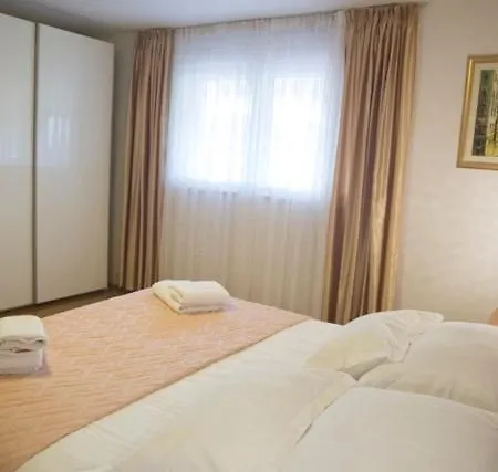 Apartamento Tiha Split