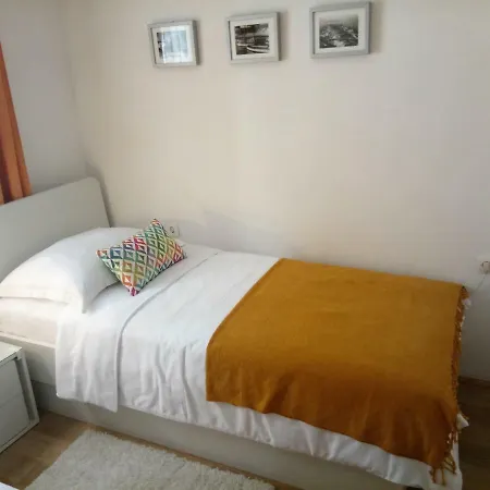 Apartment Tiha